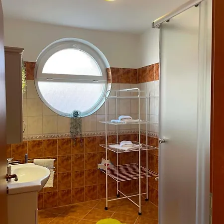 Apartment Fortuna 7 *